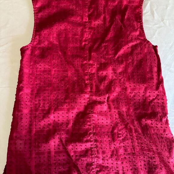 J.Crew Crimson Sleeveless textured swiss dot top Size 0 VGUC - Picture 4 of 6
